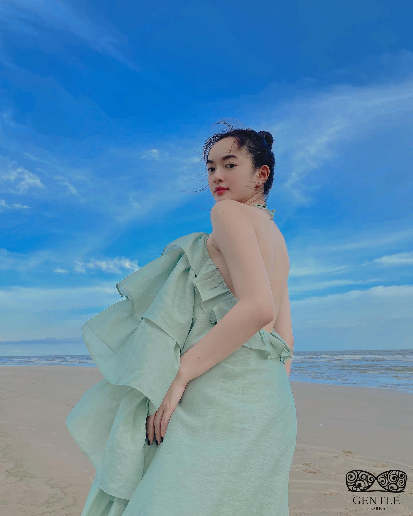 Ảnh Kaity Nguyễn bikini nóng bỏng 2