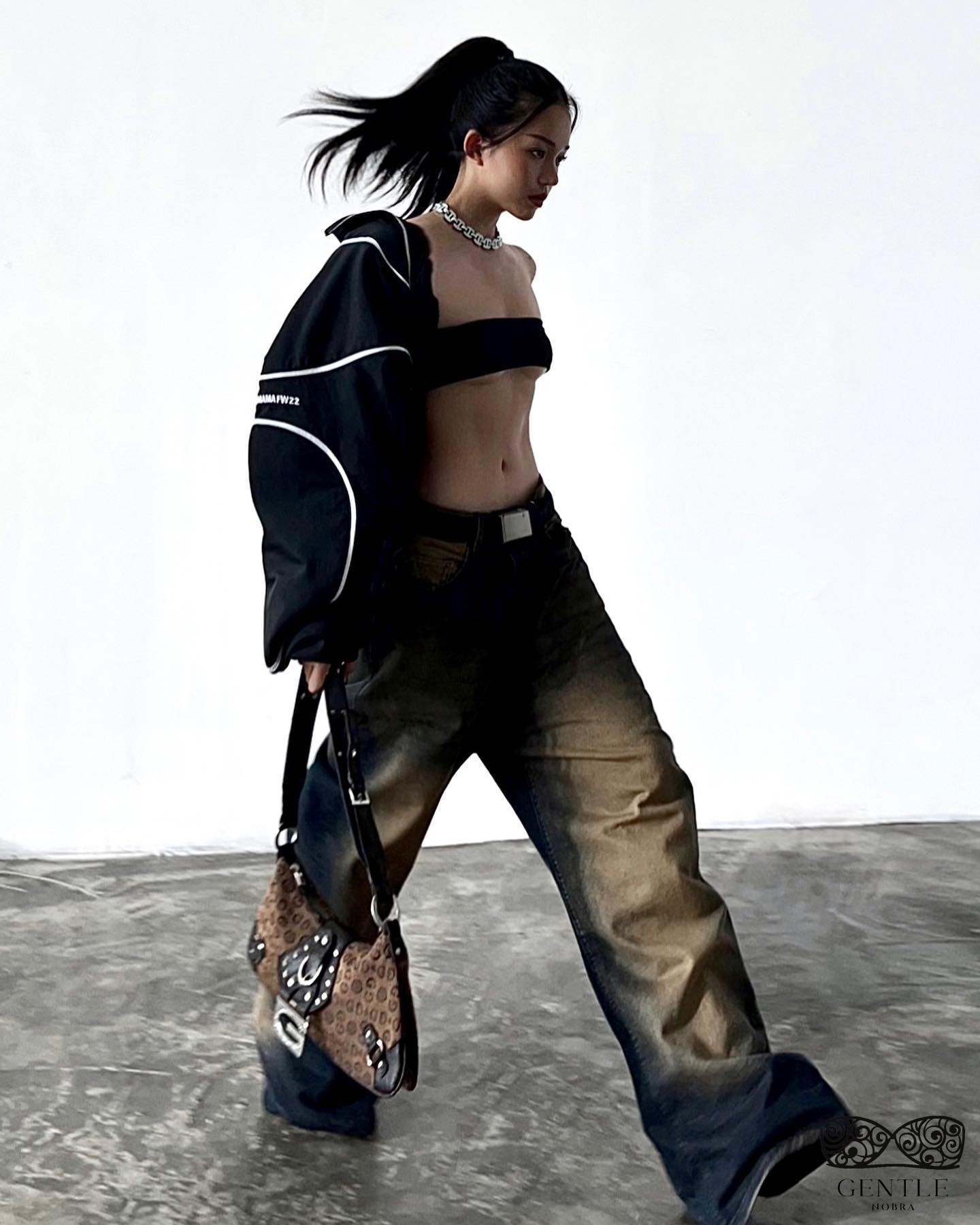 linh ngọc đàm nude 5