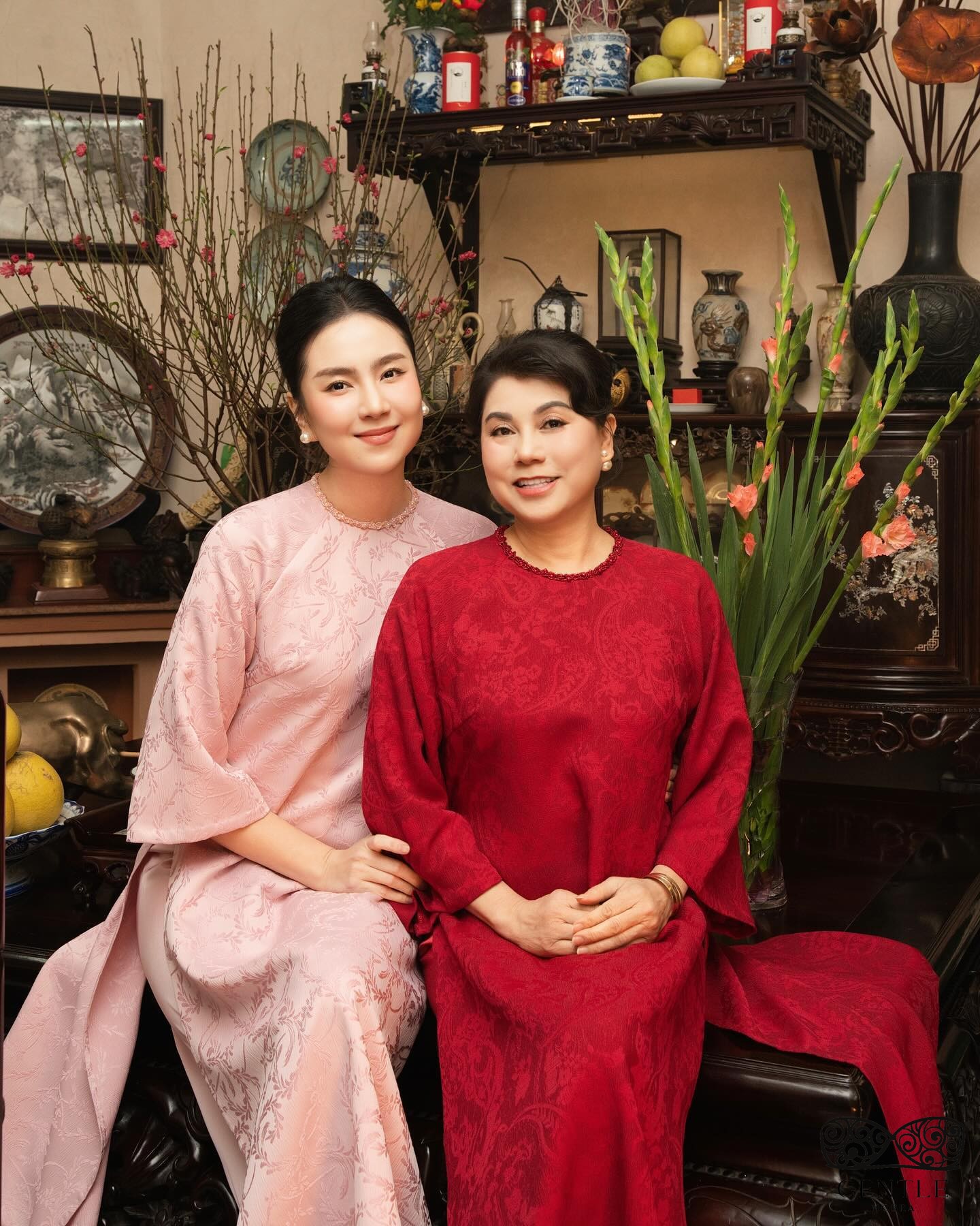 ảnh mc mai ngọc cùng mẹ