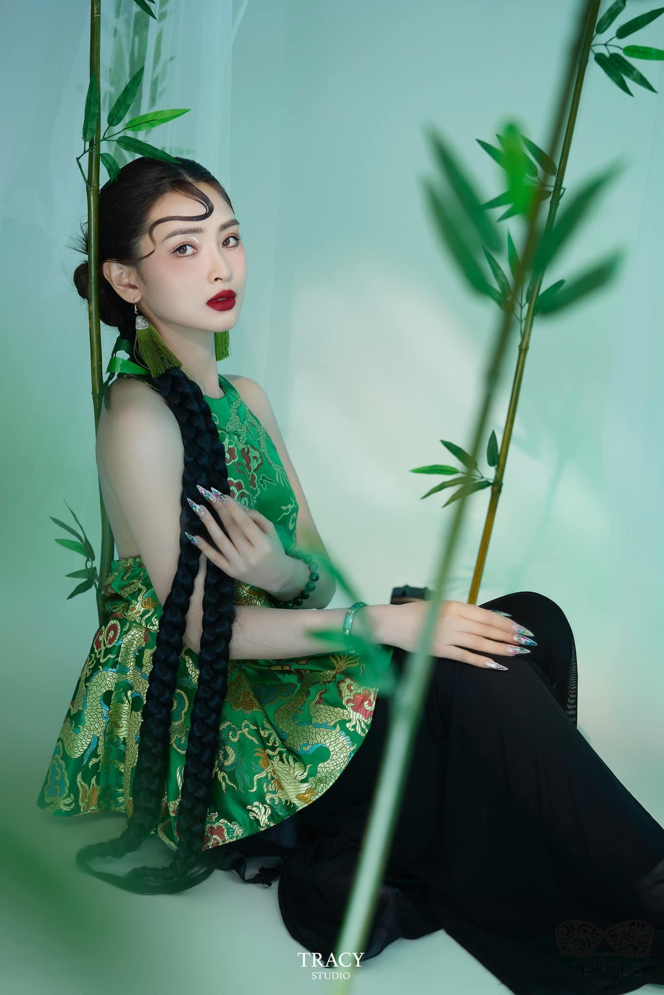 ảnh mc mù tạt sexy nóng bỏng nhất 3