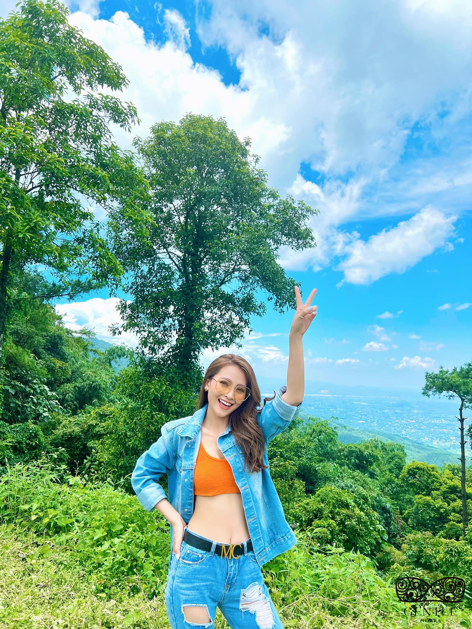 ảnh mc mù tạt sexy gợi cảm 3