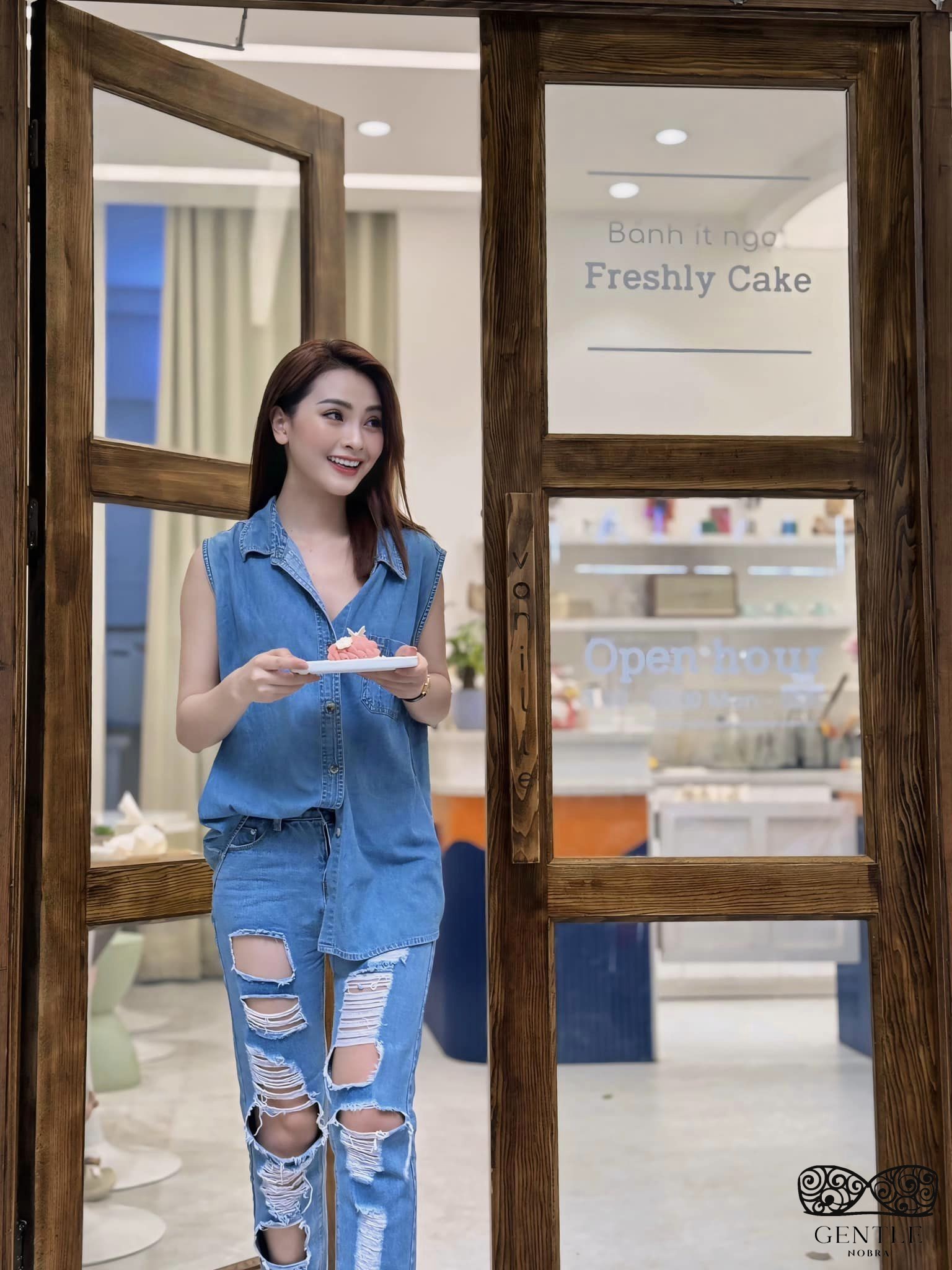 Top 86+ hình ảnh MC Mù Tạt Bikini nóng bỏng, sexy nhất 21 ảnh mc mù tạt sexy nóng bỏng nhất5