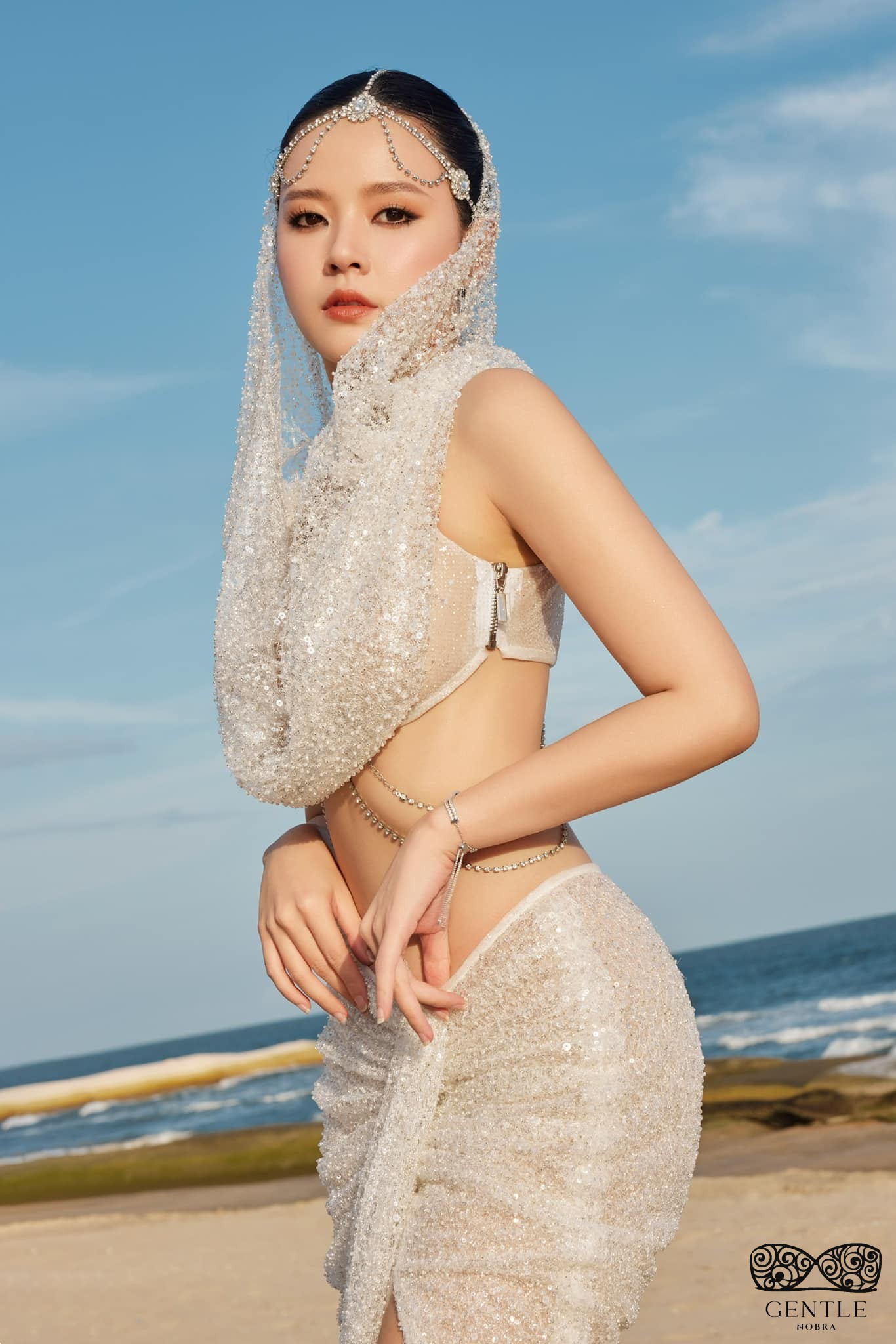 ảnh Midu sexy gợi cảm 4