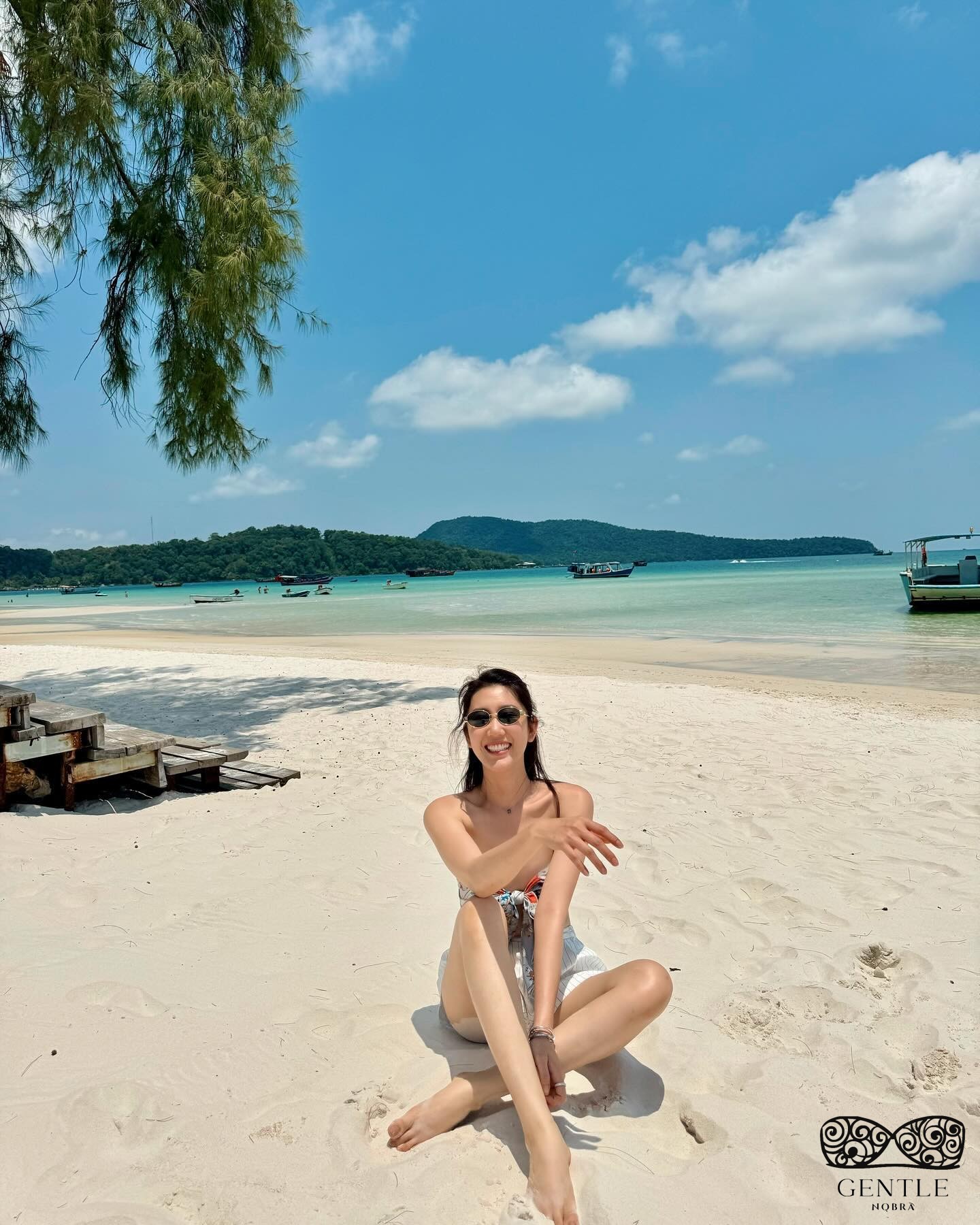 Ảnh Thúy Ngân bikini 3