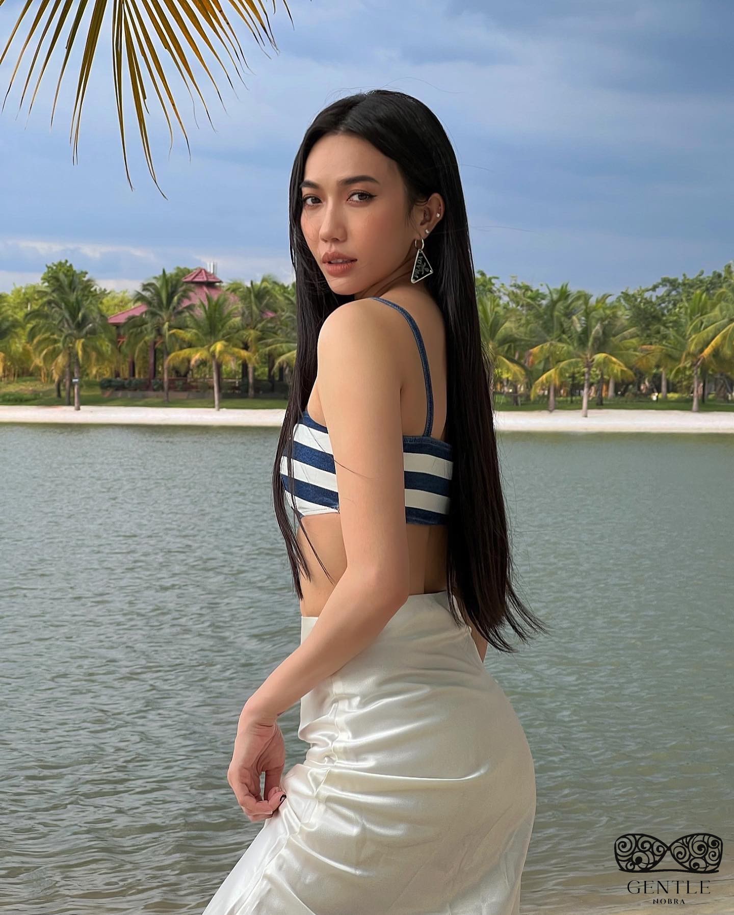 Ảnh Diệu Nhi bikini 4