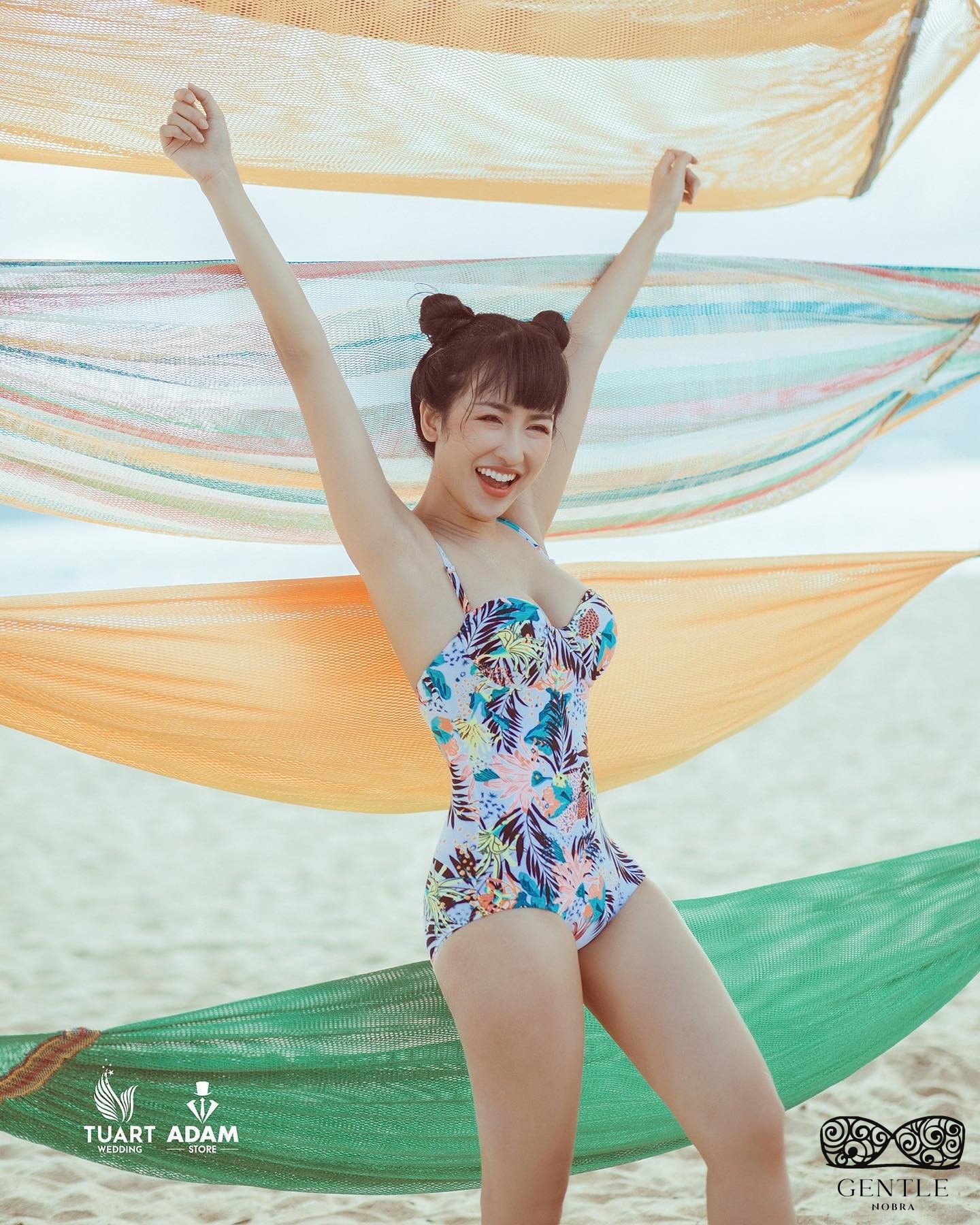 DJ Trang Moon mặc bikini 3