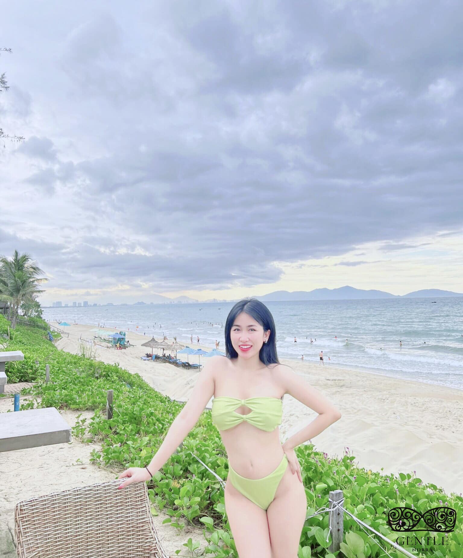DJ Trang Moon bikini 3