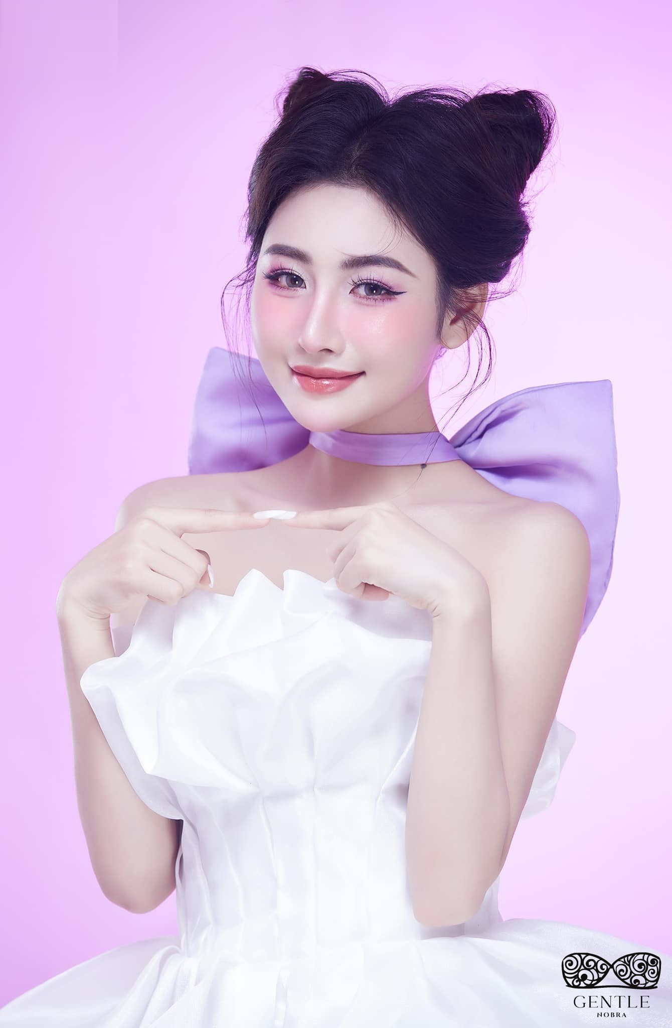 gái xinh đu trend Bạn gái mèo Tom 2