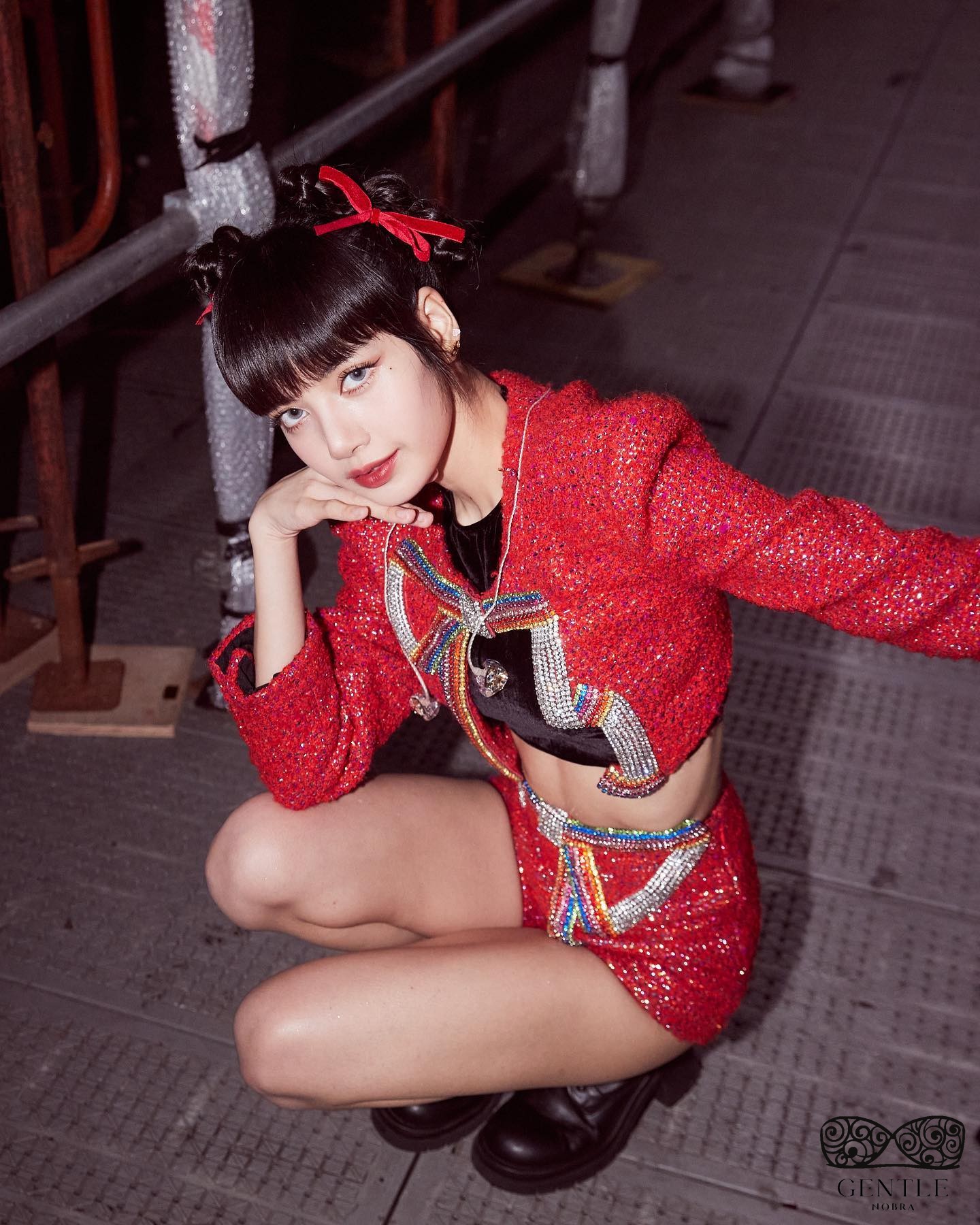 Ảnh Lisa black pink sexy nóng bỏng 7