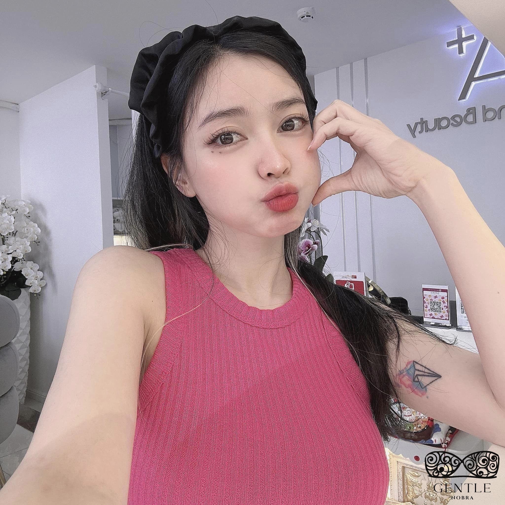 ảnh hot tiktoker Việt Nam sexy Vicky Thiên Trần 3