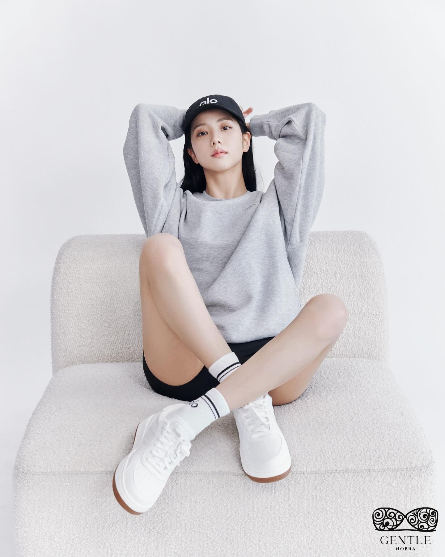 ảnh Jisoo mặc bikini 4