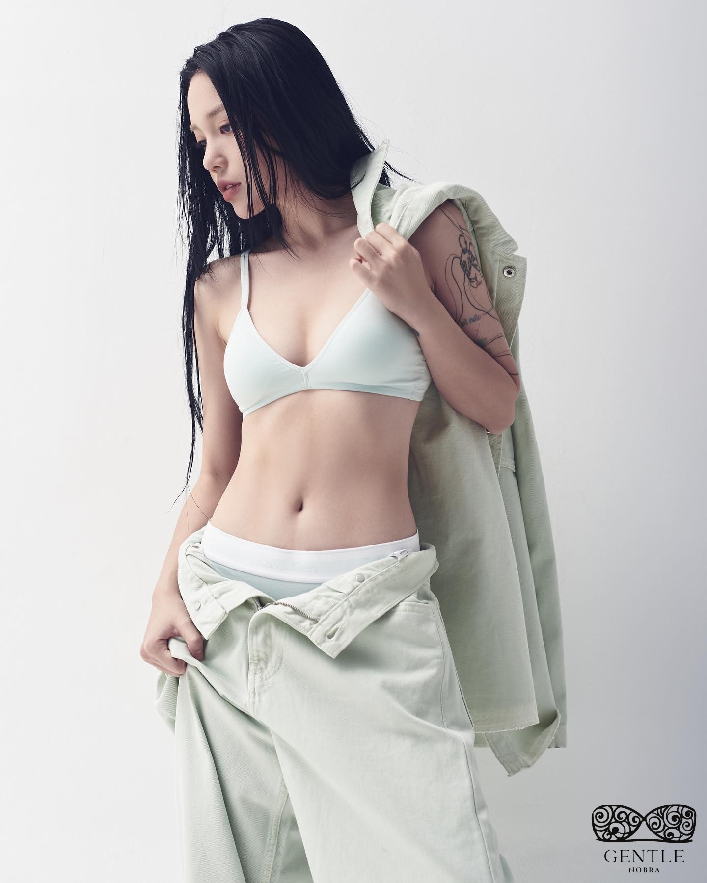 linh ngọc đàm bikini 4