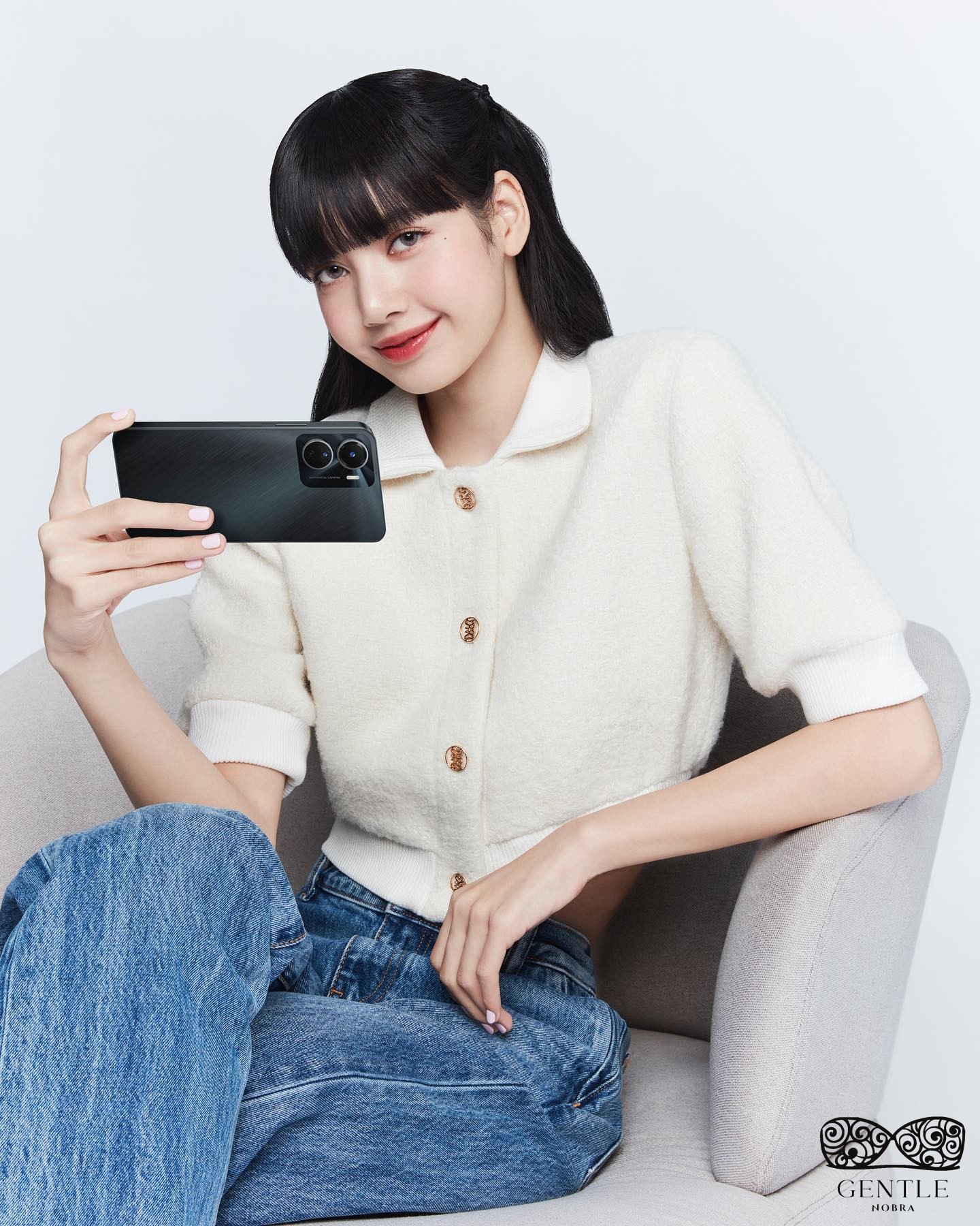 Ảnh Lisa black pink sexy nóng bỏng 3