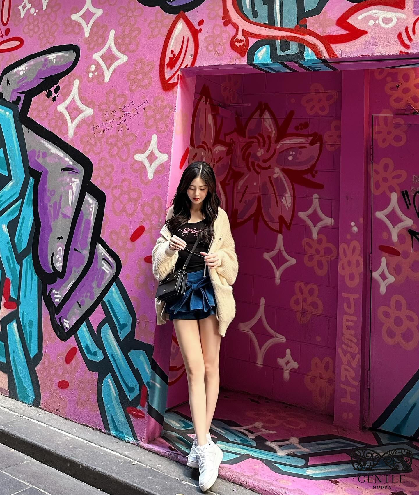 liz kim cương sexy 4