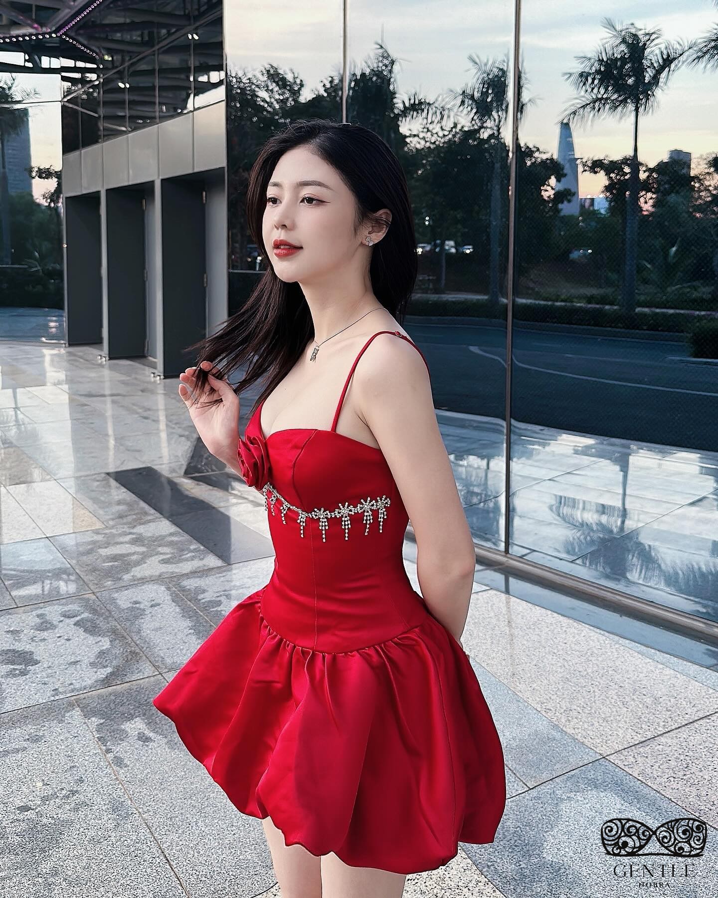 liz kim cương sexy 2