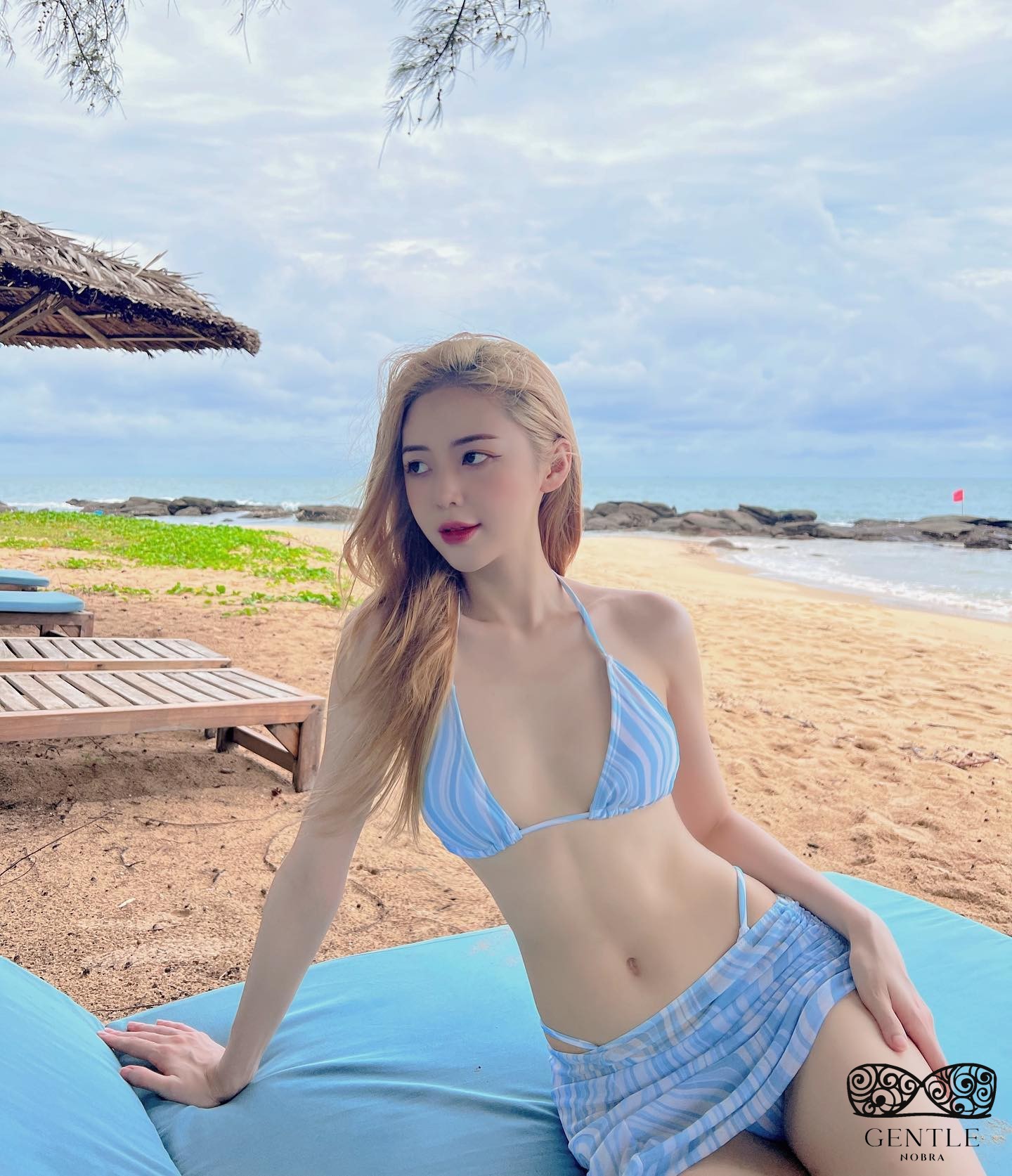 liz kim cương sexy bikini 3