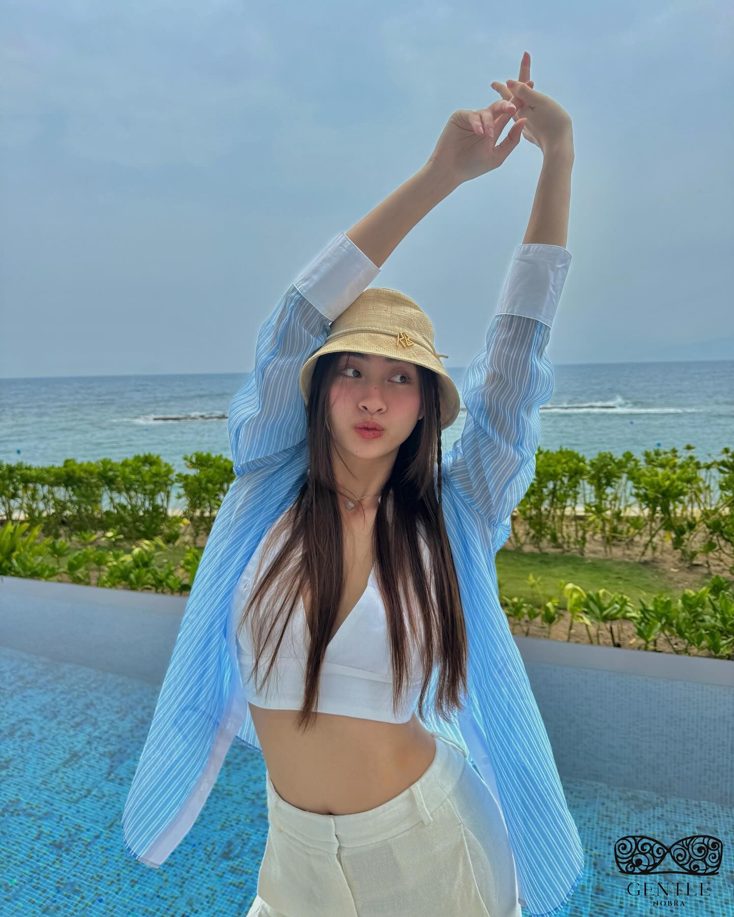 hình ảnh Lương Thuỳ Linh bikini sexy mới nhất 2