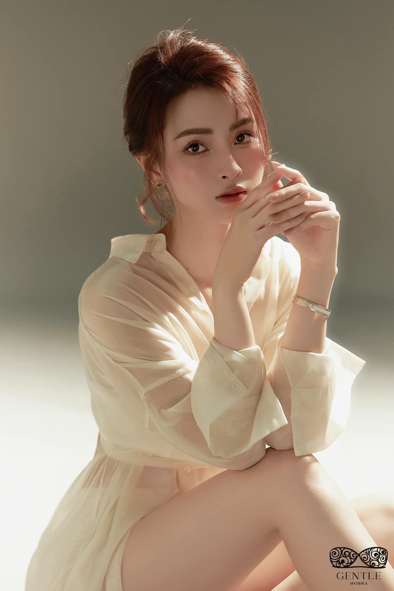 top ảnh mc mù tạt sexy