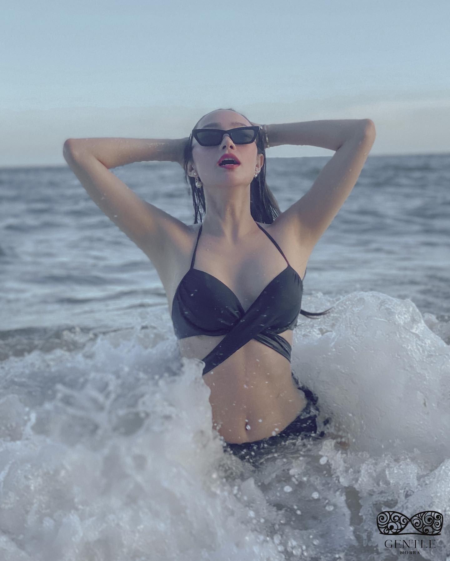 89+ ảnh Minh Hằng bikini khoe body nóng bỏng vạn người mê 5 Diễn viên Minh Hằng mặc bikini tắm biển